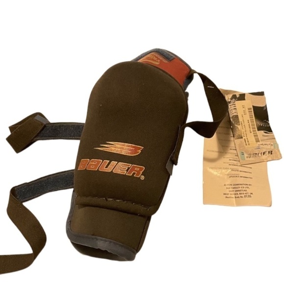 Bauer Elbow Pad Size Large Right NWT - Picture 2 of 9